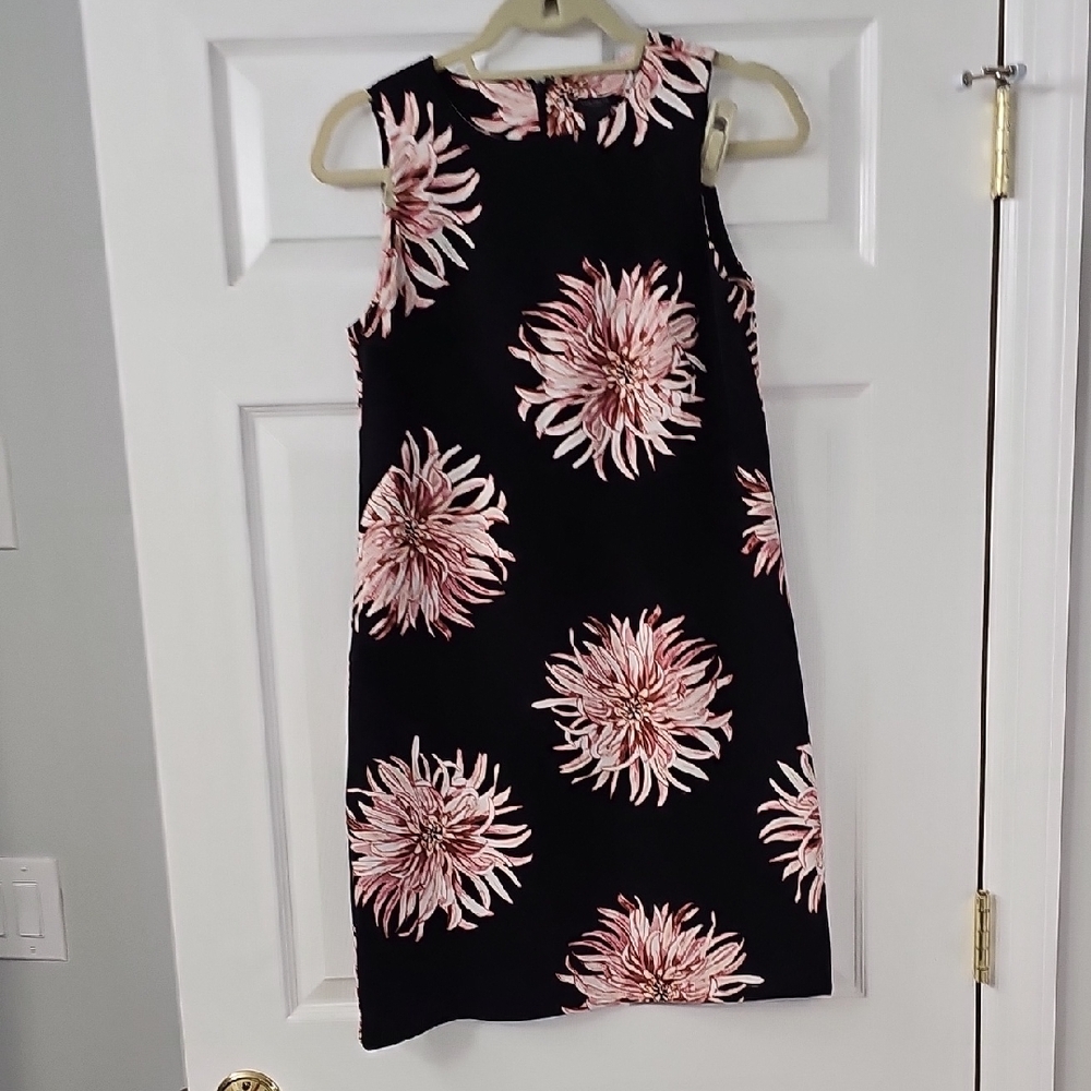Floral Sleeveless Black Dress